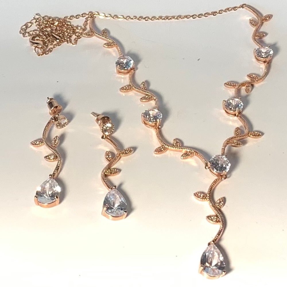Rose Goldtone Diamond crystal necklace n earring